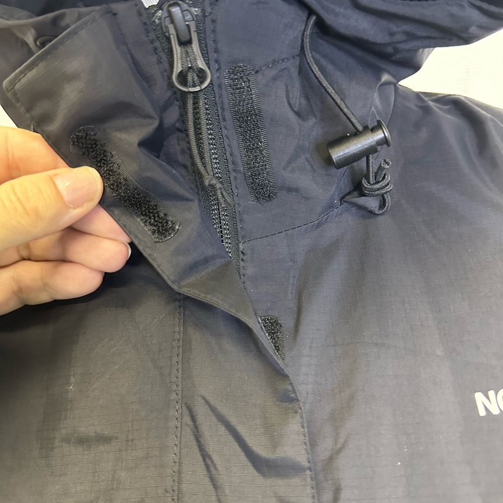 The North Face Women’s Antora Jacket - TNF Black - Size Small - Picture 5 of 14
